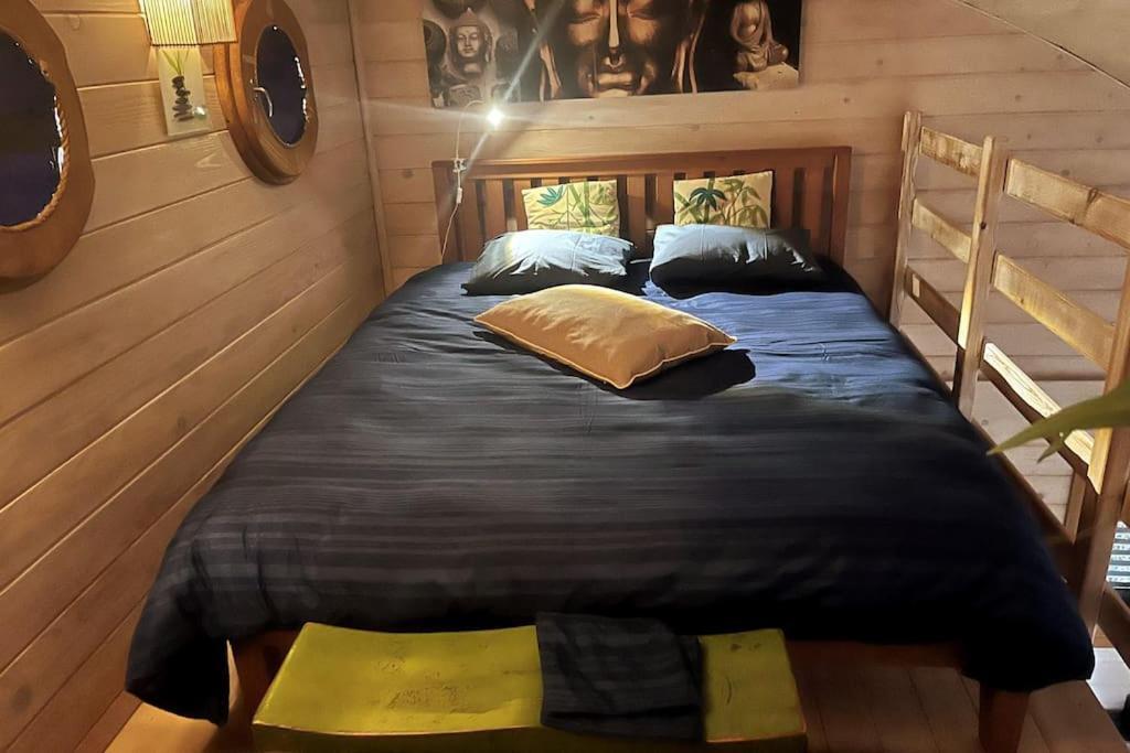 Gite Et Chambre D'Hote Gussignies Luaran gambar