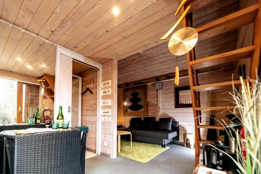 Gite Et Chambre D'Hote Gussignies Luaran gambar